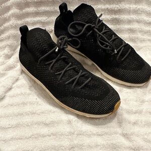Native men’s sneakers size 12